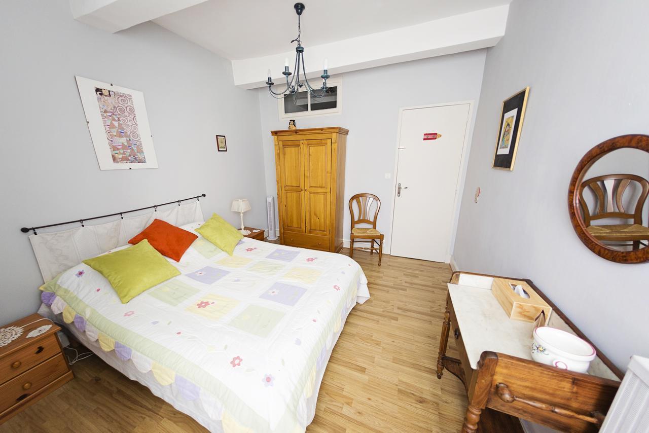 L'Arche Des Chapeliers Bed & Breakfast Foix Exterior foto