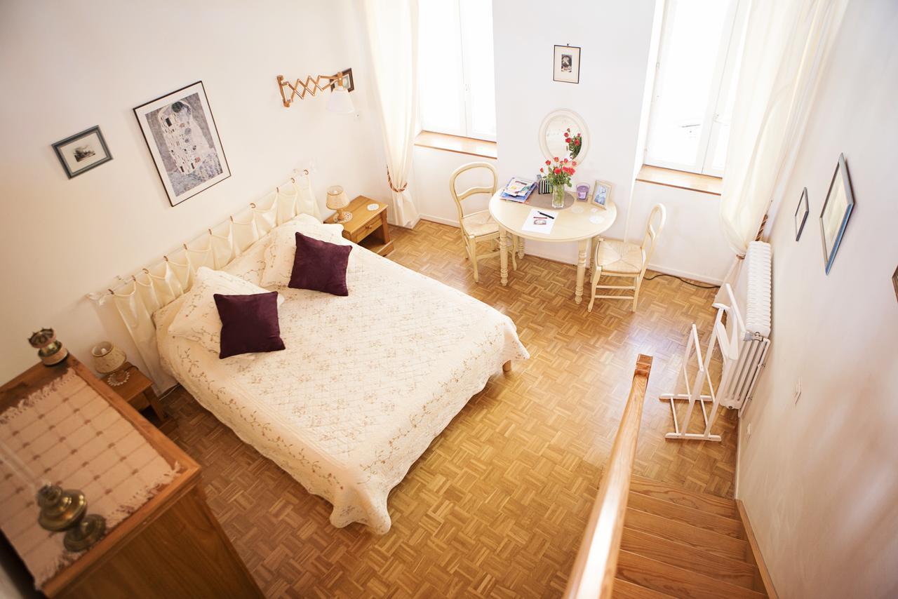 L'Arche Des Chapeliers Bed & Breakfast Foix Exterior foto